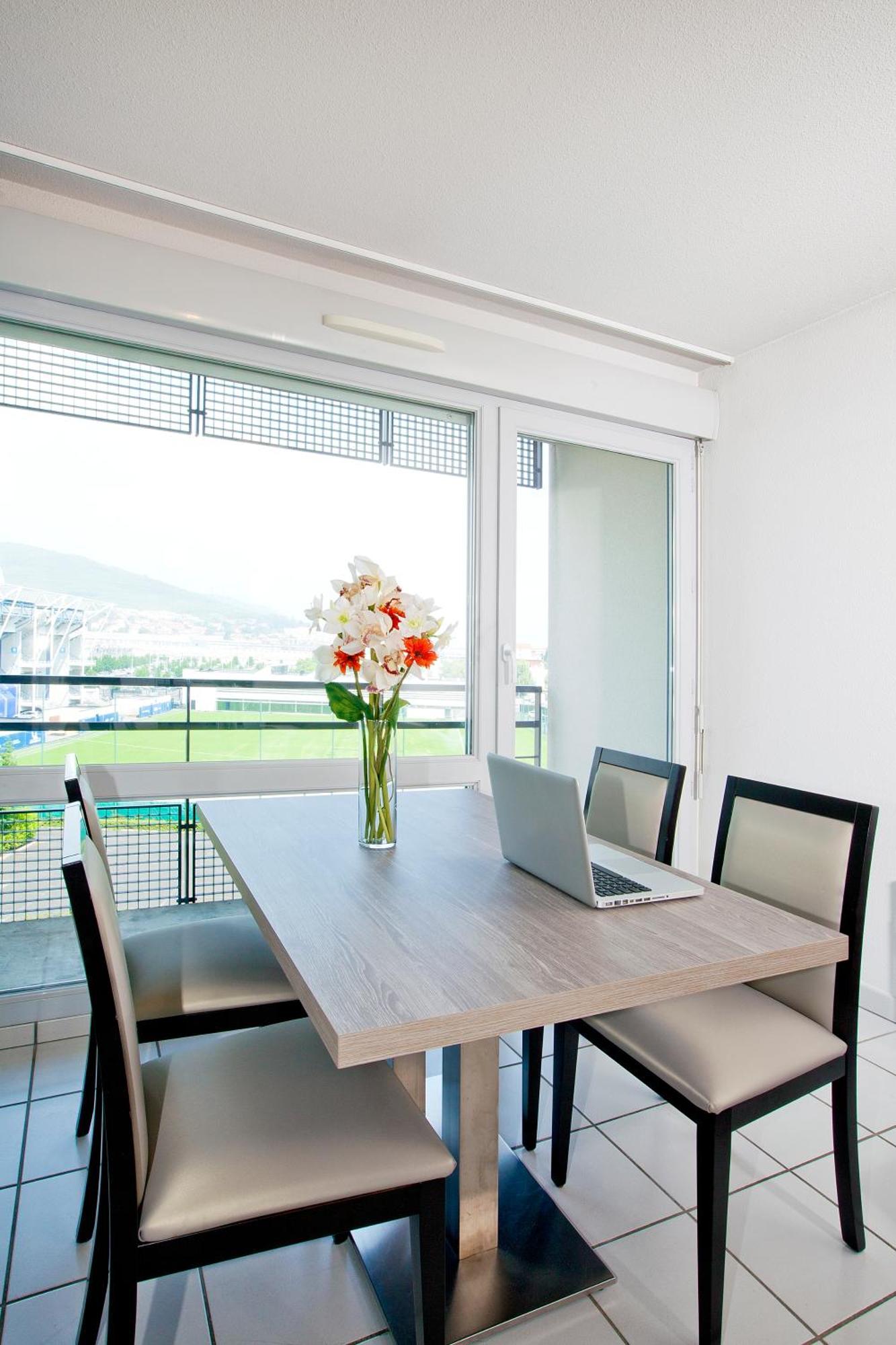 Sejours & Affaires Clermont Ferrand Park Republique Aparthotel Εξωτερικό φωτογραφία